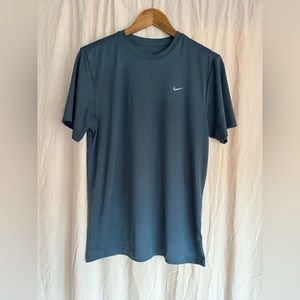 Set of 4 Nike dry fit mens T-shirts